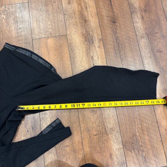 ST. JOHN Collection Black Genuine Leather Side Stripe Legging Pants Women's S - Picture 10 of 11